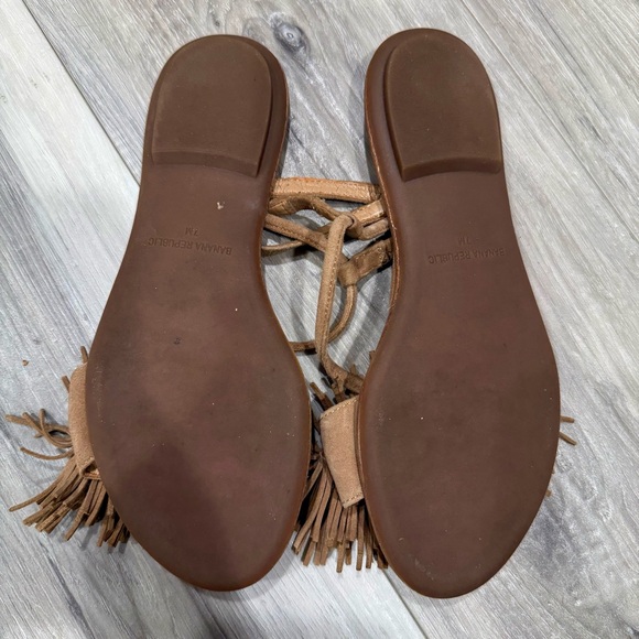 Banana Republic Women's Brown Fringe Sandals - Picture 5 of 5